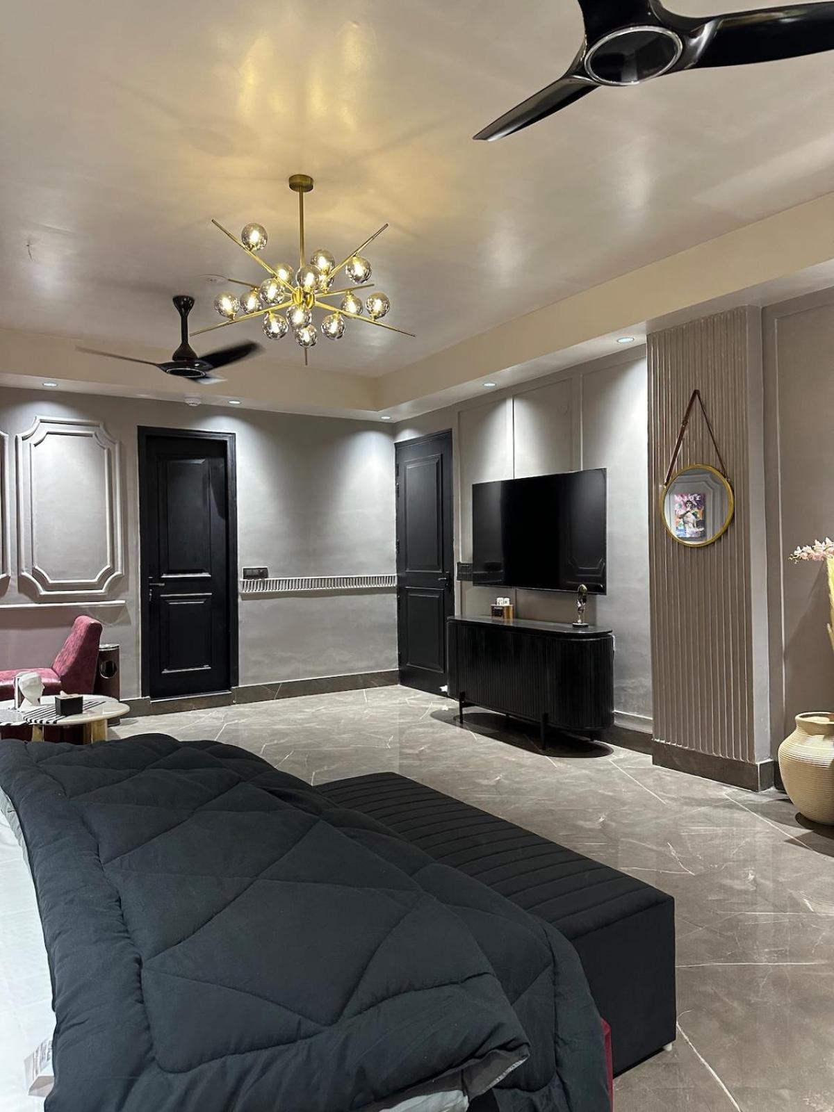 Luxury Penthouse With Terrace Garden Wish Homes New Delhi