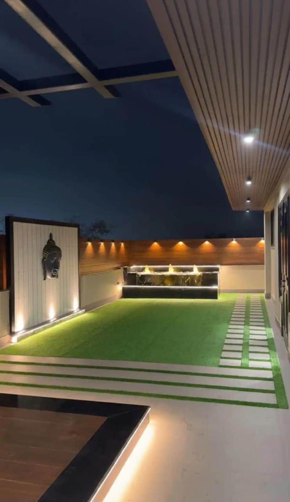 Luxury Penthouse With Terrace Garden Wish Homes * New Delhi