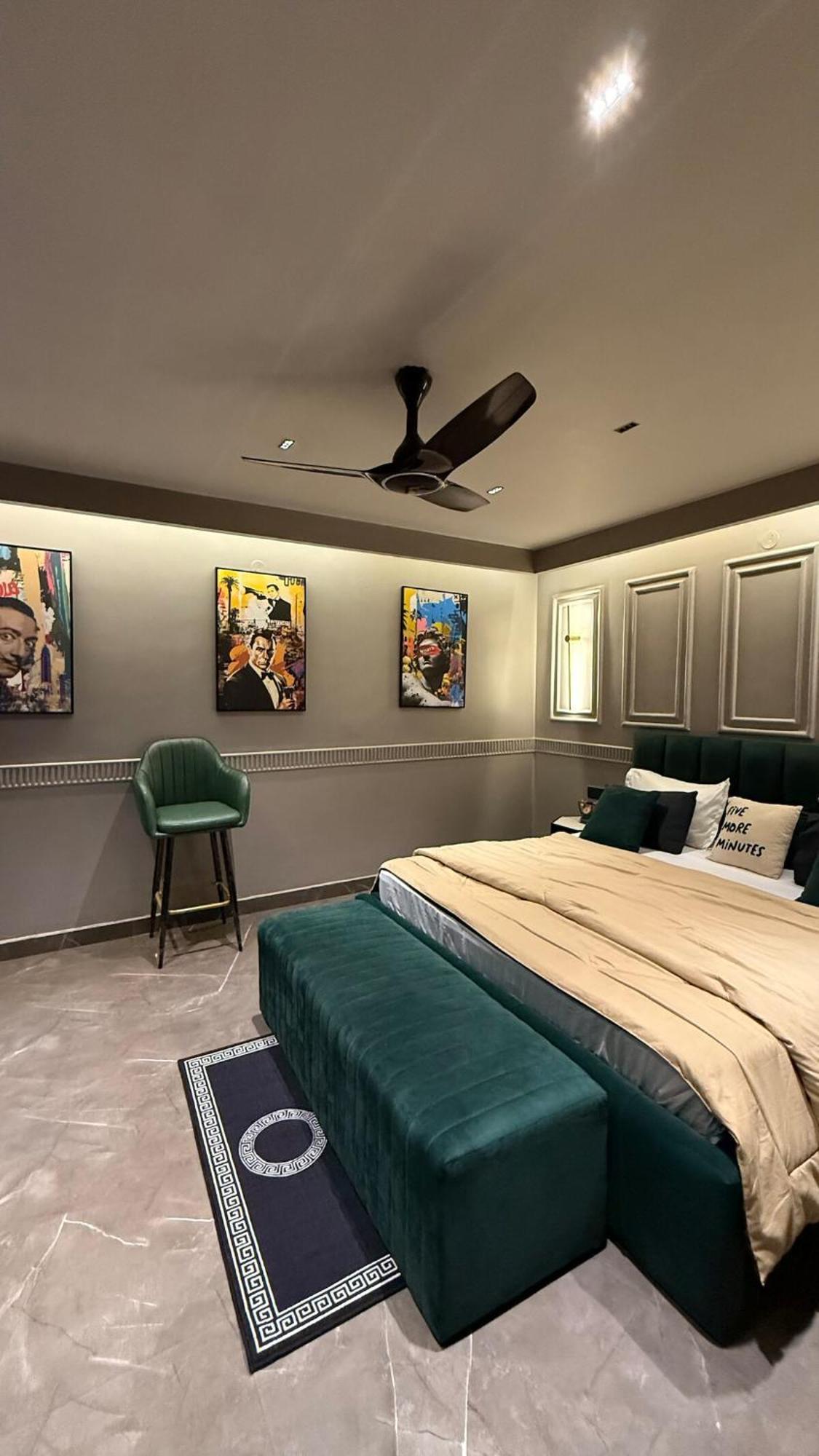 Luxury Penthouse With Terrace Garden Wish Homes * New Delhi
